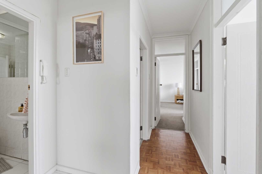 2 Bedroom Property for Sale in Sea Point Western Cape
